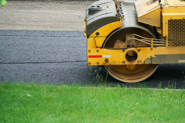 Best Driveway Paver Sealing  in Crosby, TX